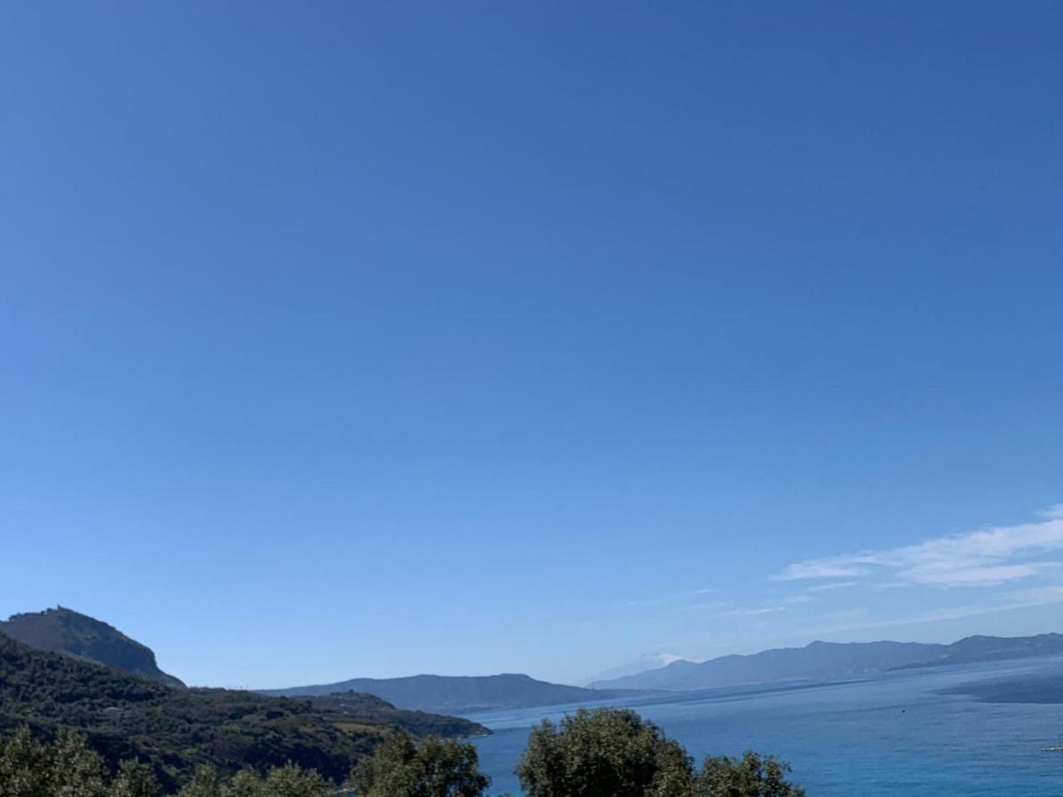 Tenuta Taurianum Panoramichouse E Panoramicb&b Holiday home *